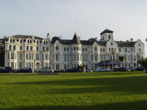 Royal_Clifton_Hotel_-_geograph.org.uk_-_482067