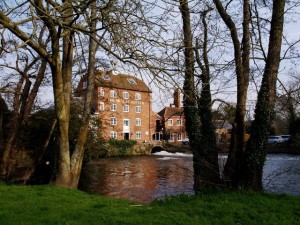 The_Mill_at_Elstead_-_geograph.org.uk_-_1598440