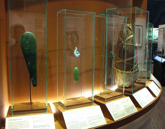 maori-cultural-artifacts